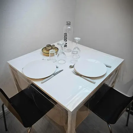 - - Calme * Grenoble